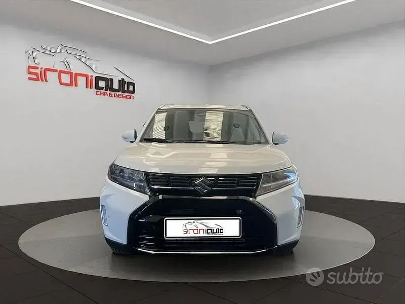Nuova Suzuki Vitara 110 CV (80 kW) 2026 Bianco SUV