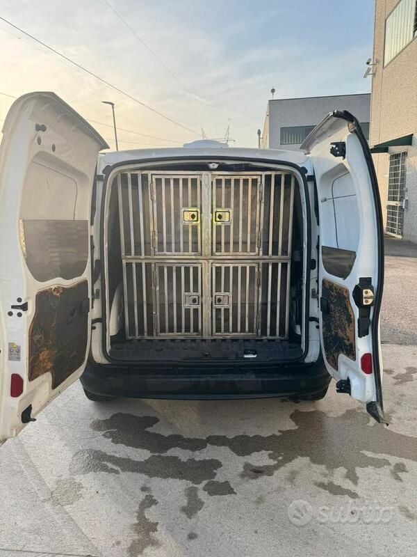 Usata Renault Kangoo 75 CV (55 kW) 2014 Monovolume