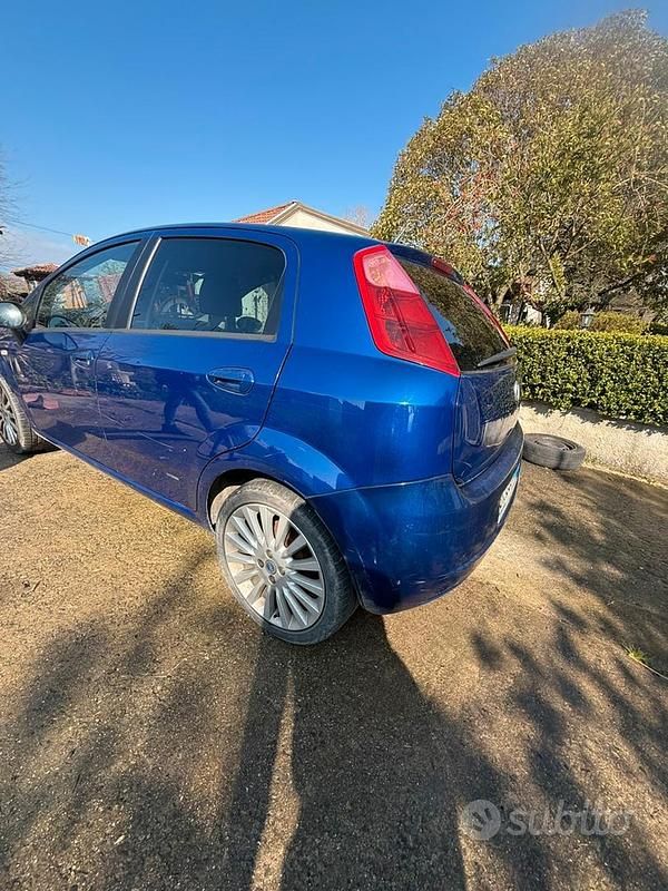 Usata Fiat Punto 2008 Blu Utilitaria
