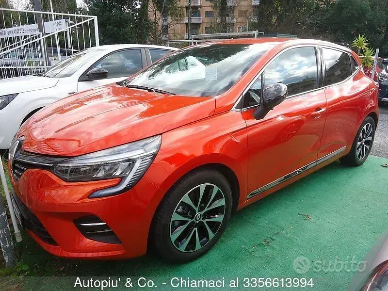 Occasion Renault Clio V Engineered 145 ch (106 kW) 2022 Orange Berline