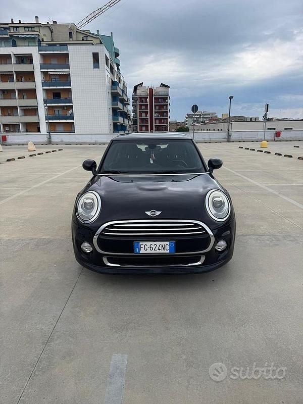 Nero Usata 2017 Mini Cooper Due volumi | 11.500 € (Super prezzo) - Immagine 1/4
