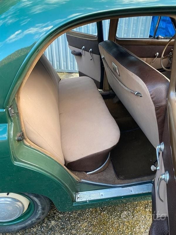 Usata Fiat 1400 1950 Verde Berlina