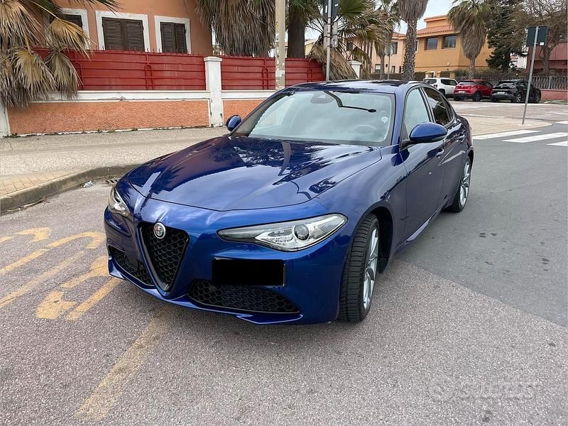 Usata Alfa Romeo Giulia Sprint 190 CV (139 kW) 2022 Blu Berlina