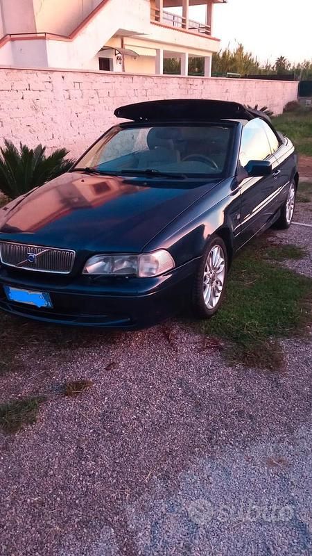 Usata Volvo C70 2003 Blu Cabrio