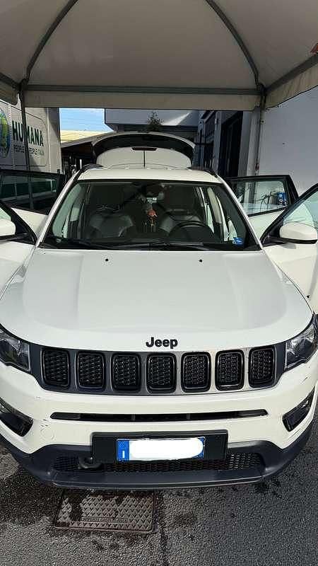 Usata 2021 Jeep Compass Night Eagle SUV | 13.500 € (Super prezzo) - Immagine 1/4