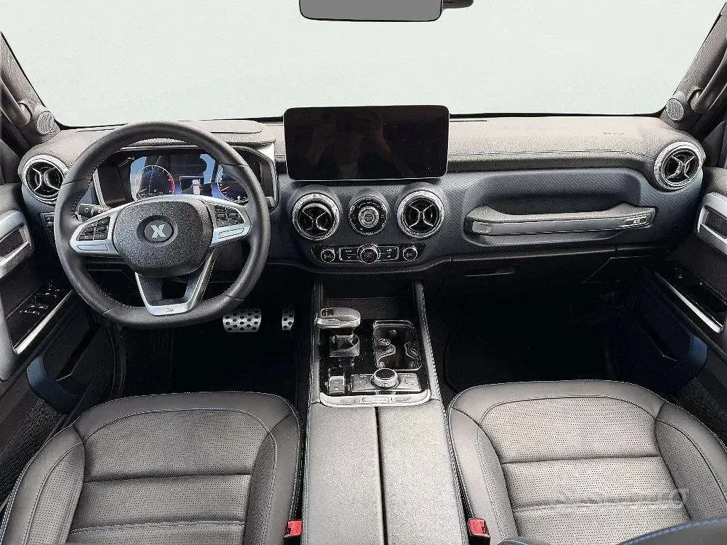 Usata ICH-X K2 162 CV (119 kW) 2024 Nero SUV