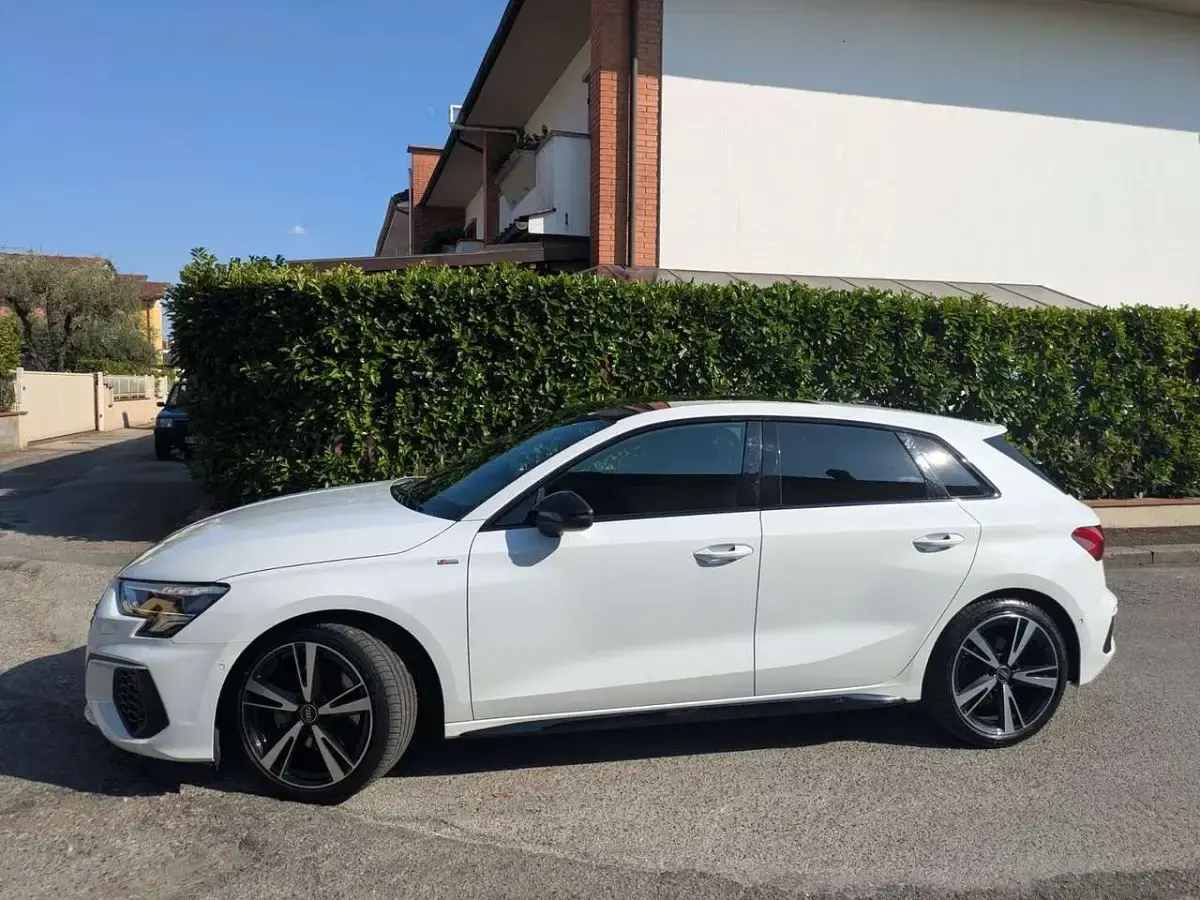 Usata Audi A3 S-Line 200 CV (147 kW) 2022 Bianco Berlina