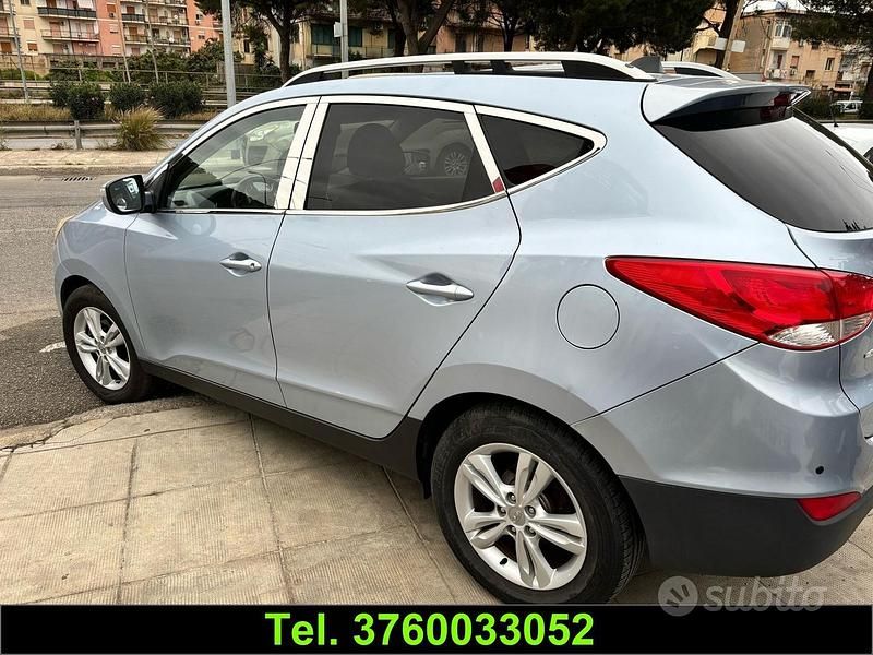 Usata Hyundai ix35 Comfort 136 CV (100 kW) 2012 Blu SUV