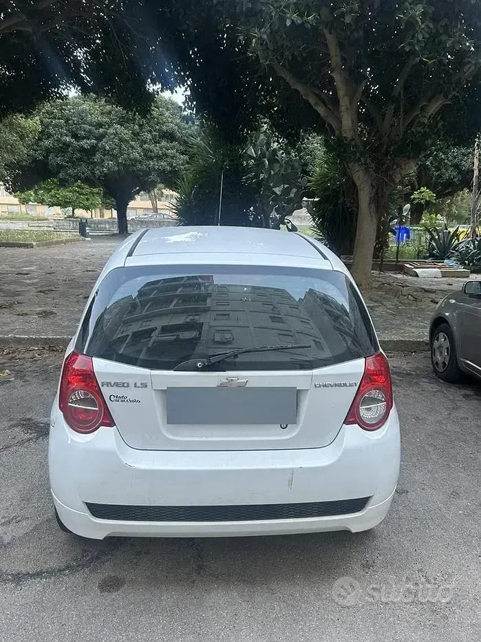 Usata Chevrolet Aveo 84 CV (61 kW) 2011 Berlina