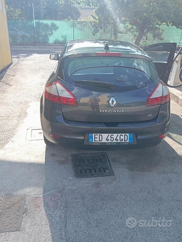 Usata Renault Mégane 110 CV (80 kW) 2011 Nero Berlina