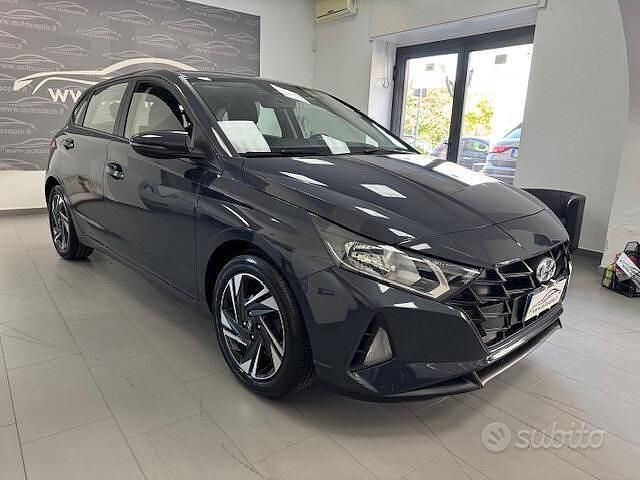 Usata Hyundai i20 84 CV (61 kW) 2023 Grigio Utilitaria