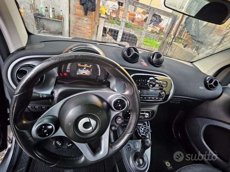 Usata Smart ForTwo Coupé 71 CV (52 kW) 2017 Bianco Coupé