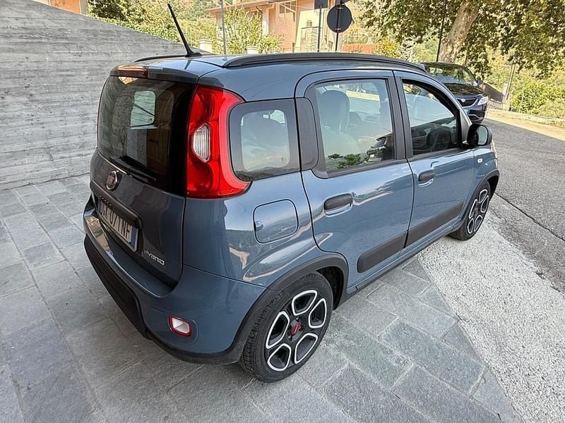 Usata Fiat Panda Sport 70 CV (51 kW) 2022 Blu Utilitaria