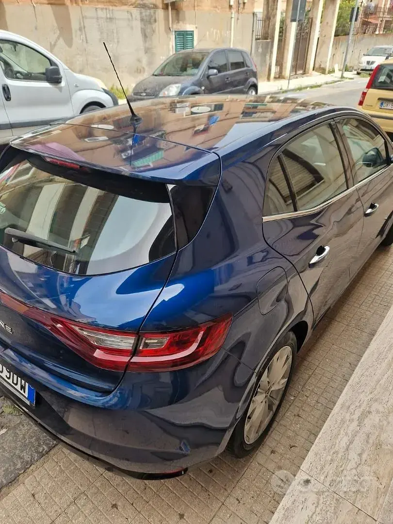 Usata Renault Mégane II 116 CV (85 kW) 2021 Blu Berlina