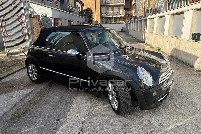 Usata Mini Cooper Cabriolet 116 CV (85 kW) 2006 Nero Cabrio