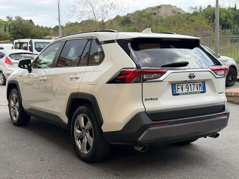 Usata Toyota RAV4 Hybrid Active 218 CV (160 kW) 2019 Bianco SUV