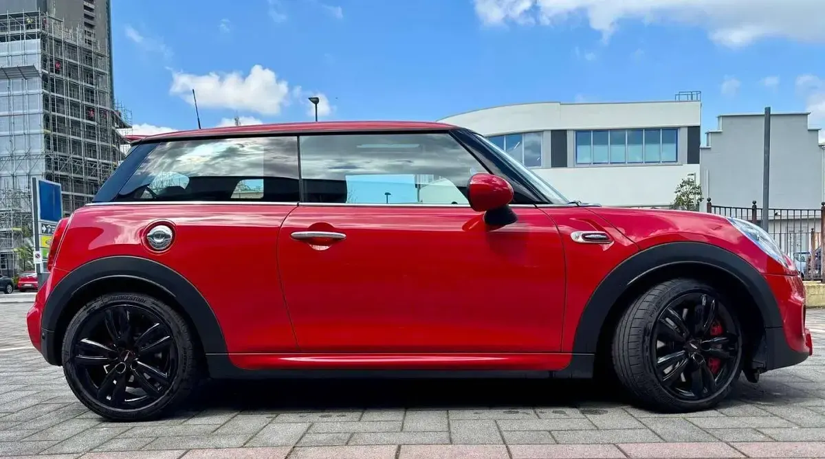 Usata Mini John Cooper Works Hype 231 CV (169 kW) 2017 Rosso Utilitaria