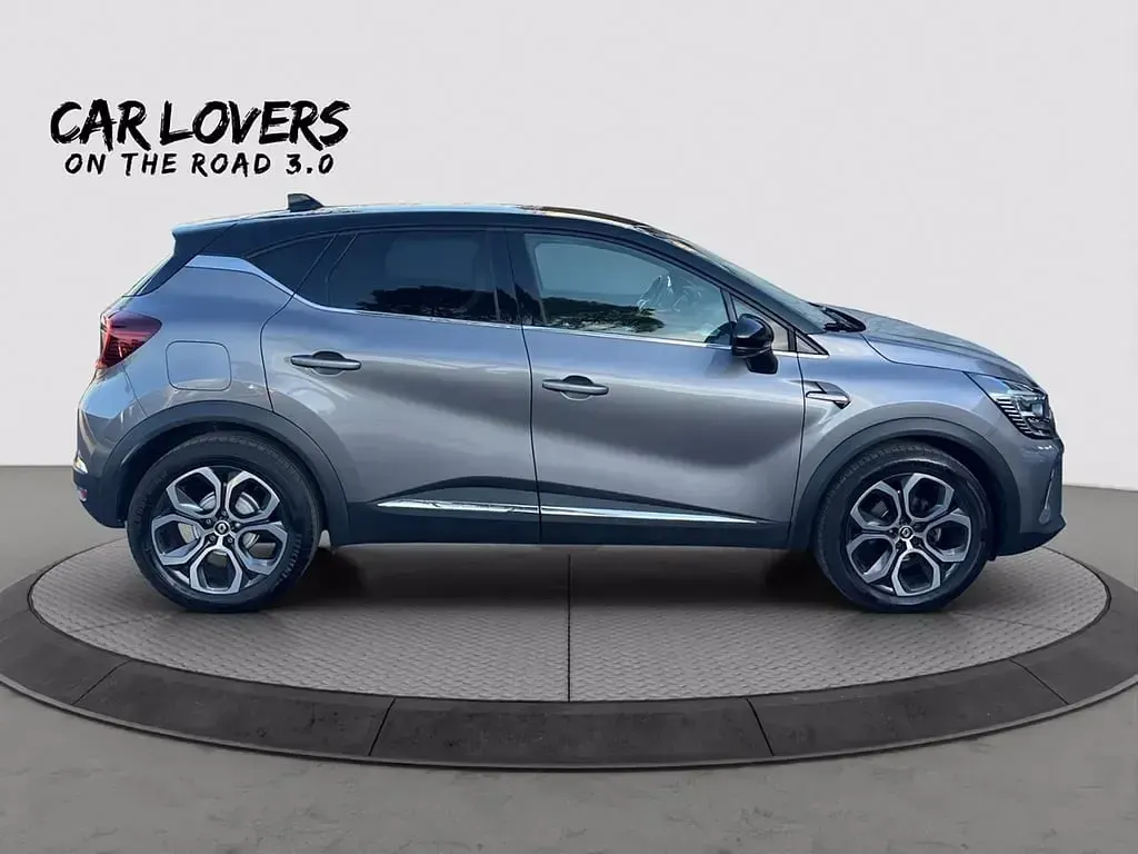 Usata Renault Captur Intens 101 CV (74 kW) 2023 Grigio scuro SUV
