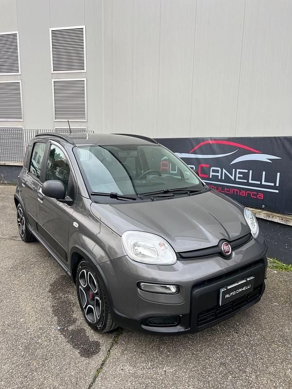 Usata Fiat Panda City Life 69 CV (50 kW) 2022 Grigio Berlina