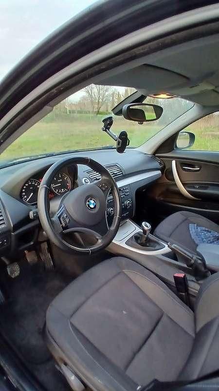 Usata BMW 118 143 CV (105 kW) 2009 Utilitaria
