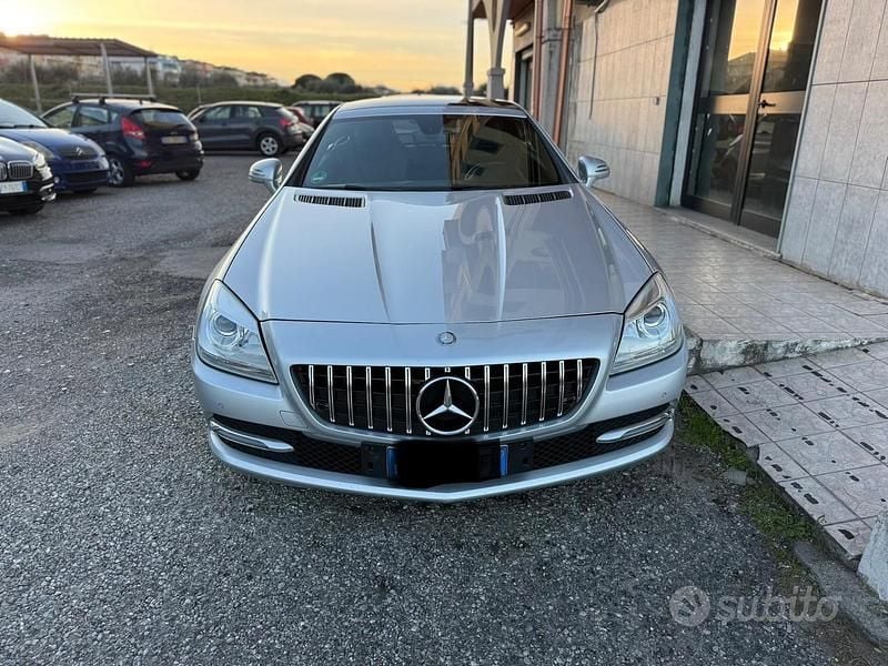 Usata Mercedes SLK250 Premium 203 CV (149 kW) 2014 Grigio Cabrio