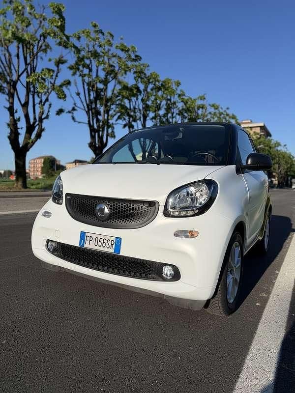 Usata Smart ForTwo Cabrio 71 CV (52 kW) 2016 Cabrio