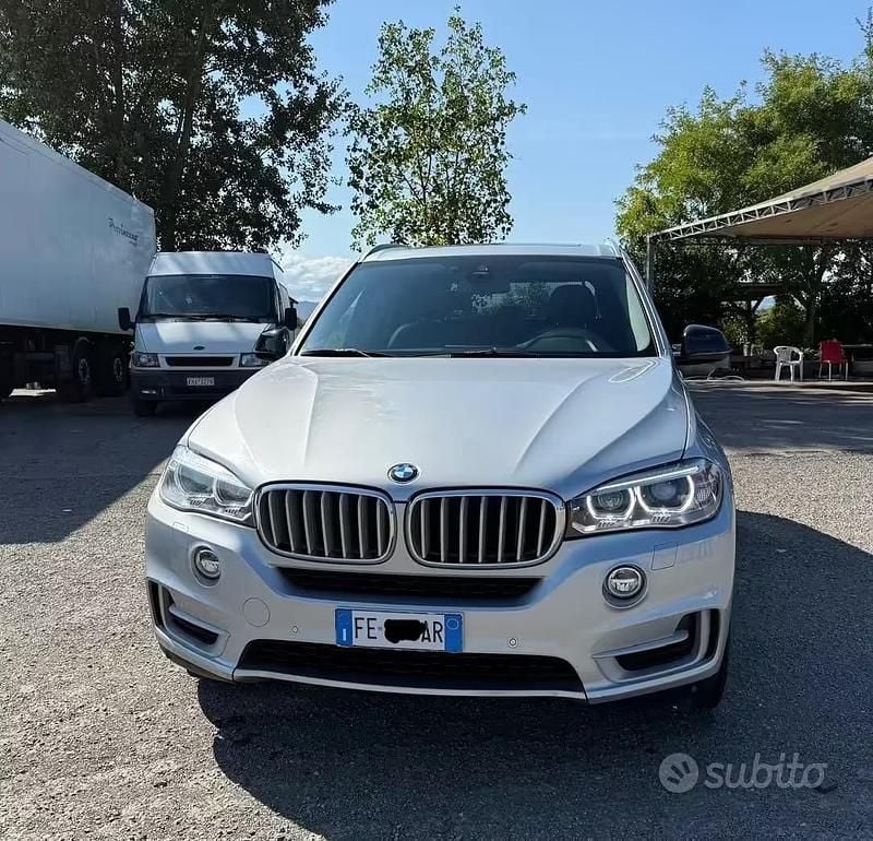 Usata BMW X5 Luxury Line 258 CV (189 kW) 2016 Grigio SUV
