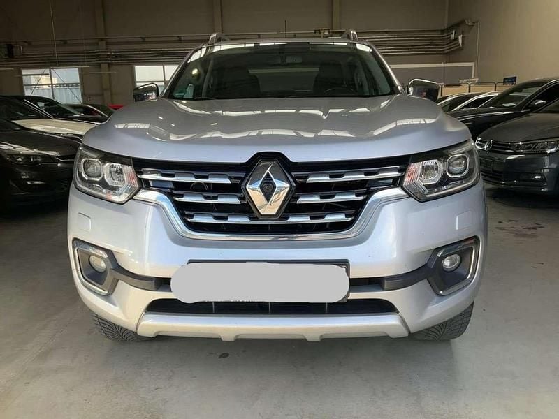 Usata Renault Alaskan Intens 190 CV (139 kW) 2018 Grigio Pick-up