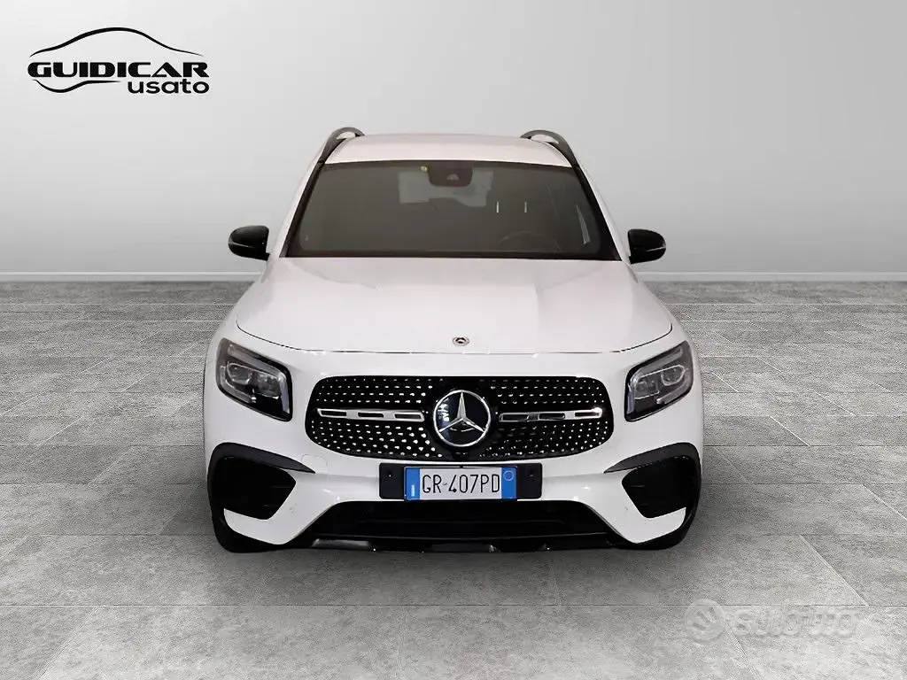 Usata Mercedes GLB200 Premium 150 CV (110 kW) 2023 Bianco SUV