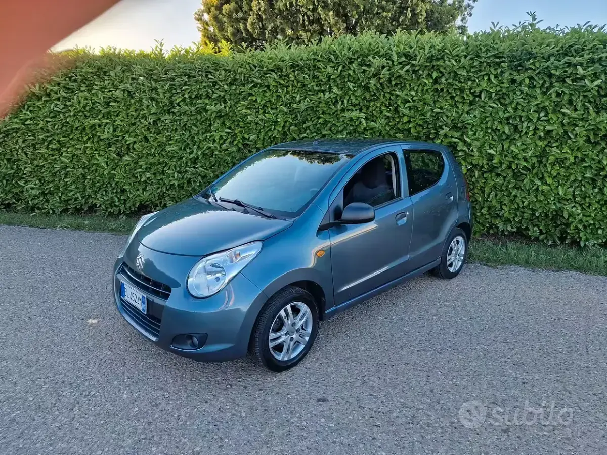 Second-hand Suzuki Alto GL 68 CP (50 kW) 2012 Gri Hatchback