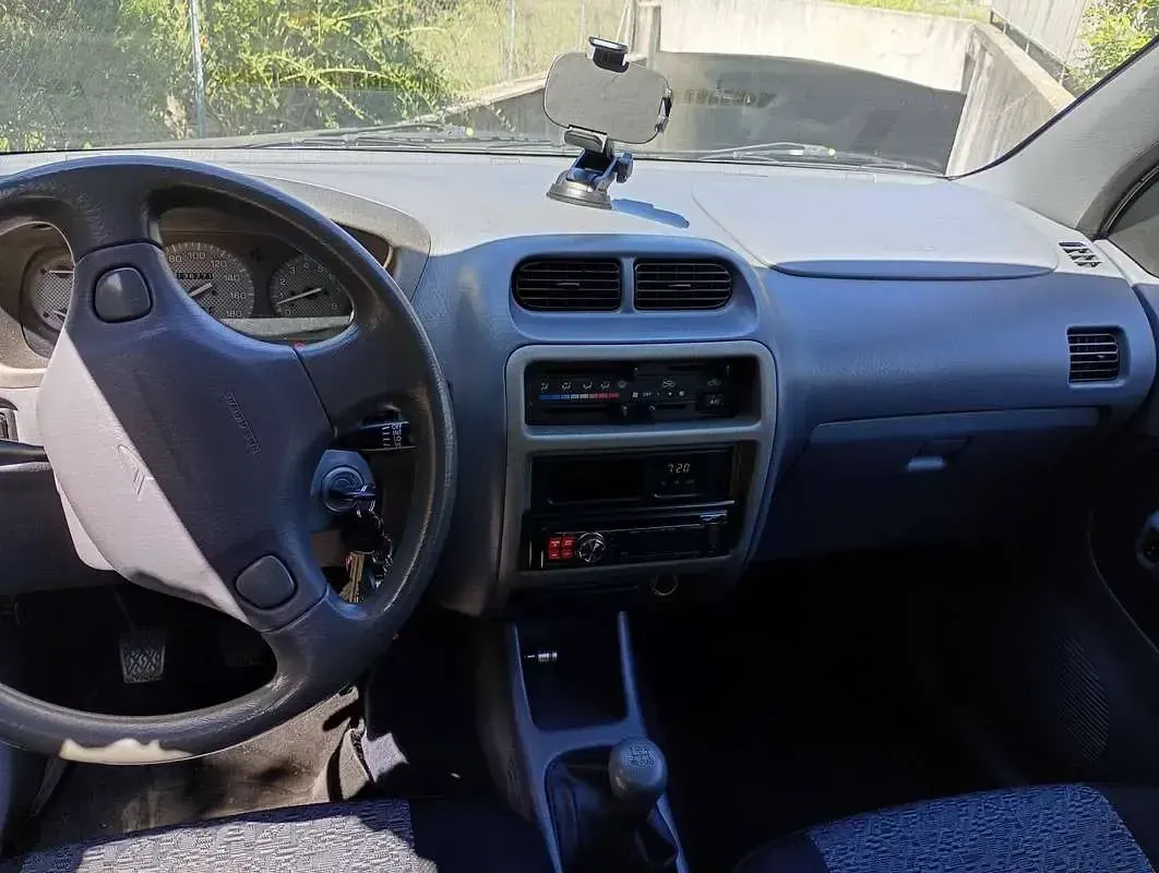 Usata Daihatsu Terios 83 CV (61 kW) 2001 Grigio SUV