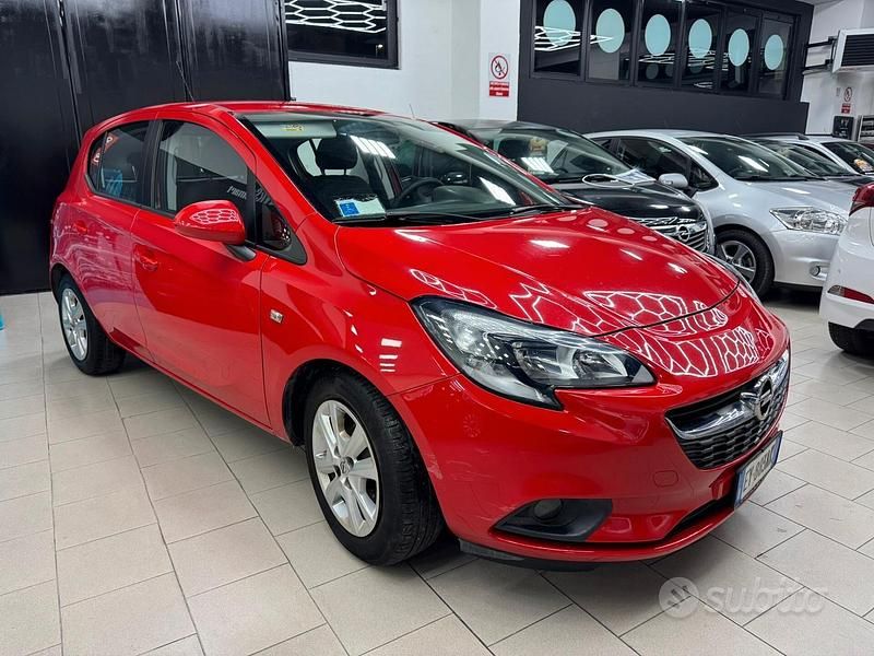 Usata Opel Corsa Cosmo 74 CV (54 kW) 2015 Rosso Utilitaria