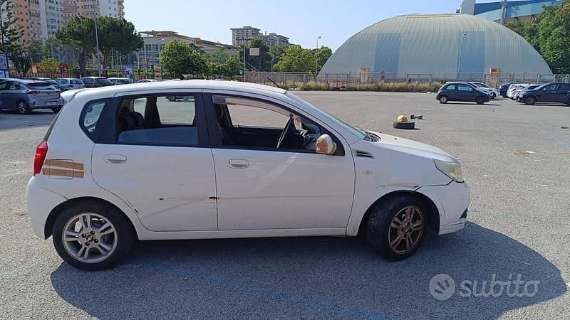 Usata Chevrolet Aveo 2010 Bianco Utilitaria