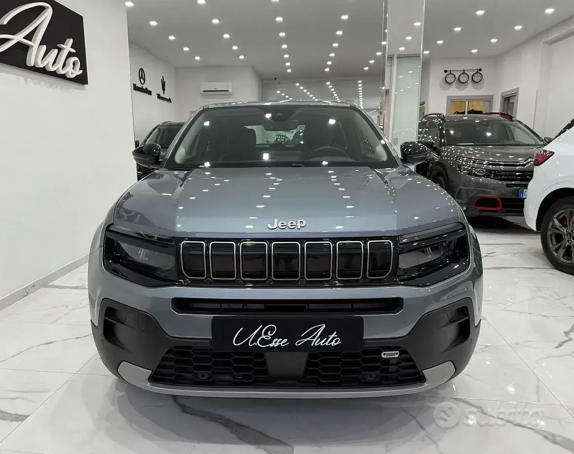 Usata Jeep Avenger Longitude 101 CV (74 kW) 2024 Grigio SUV