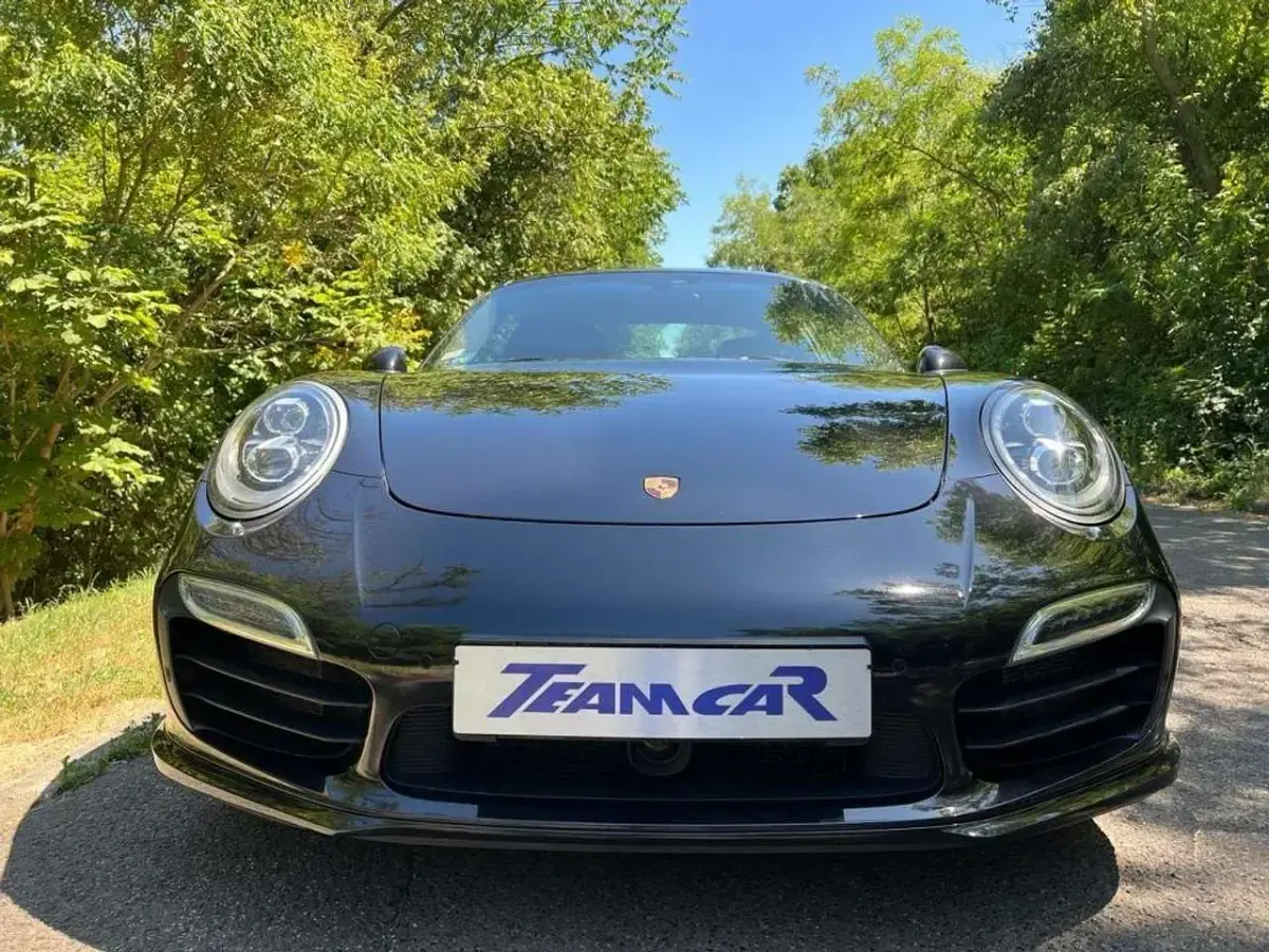 Usata Porsche 911 Turbo S 560 CV (411 kW) 2015 Gray Coupé