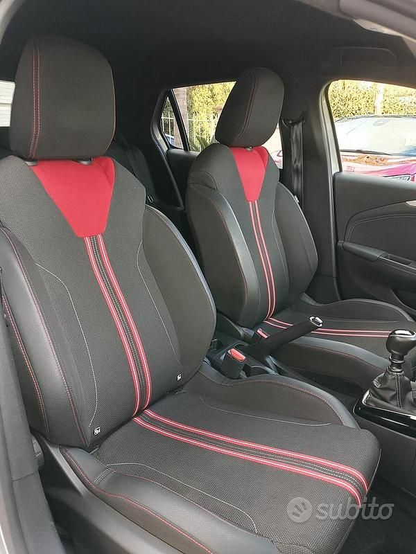 Usata Opel Corsa GS Line 100 CV (73 kW) 2020 Grigio Berlina