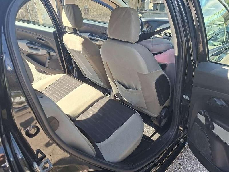 Usata Fiat Grande Punto 65 CV (47 kW) 2006 Utilitaria