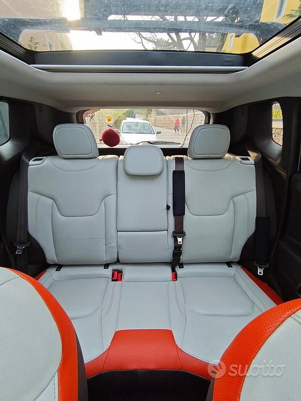 Usata Jeep Renegade Limited 140 CV (102 kW) 2017 Bianco SUV