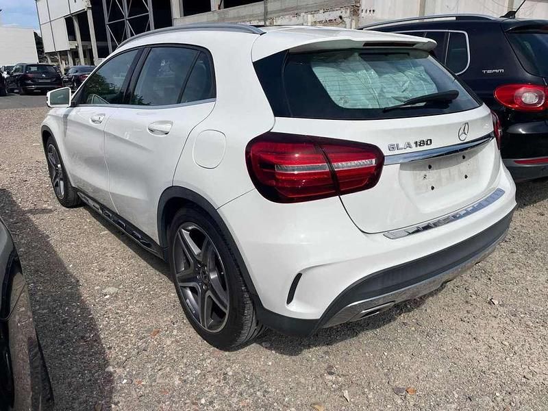Usata Mercedes GLA180 AMG line 122 CV (89 kW) 2019 SUV