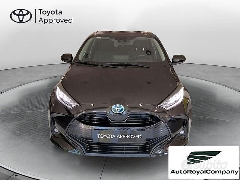 Usata Toyota Yaris Hybrid Trend 116 CV (85 kW) 2022 Nero