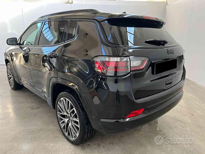 Usata Jeep Compass Summit 131 CV (96 kW) 2025 Nero SUV