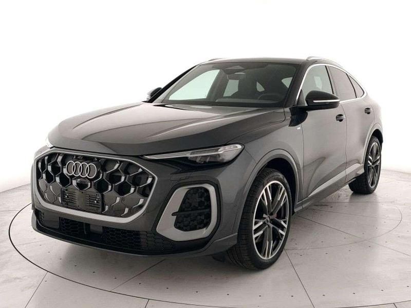 Usata Audi Q5 Sportback S-Line 204 CV (150 kW) 2025 Grigio SUV