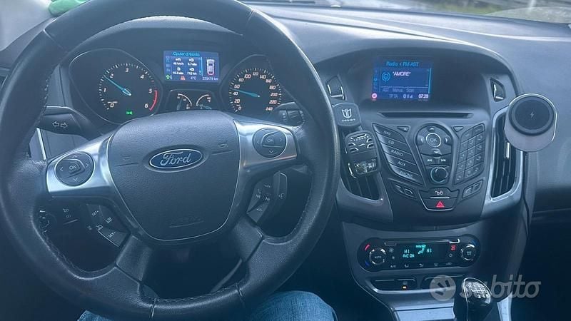 Usata Ford Focus 90 CV (66 kW) 2012 Grigio Berlina