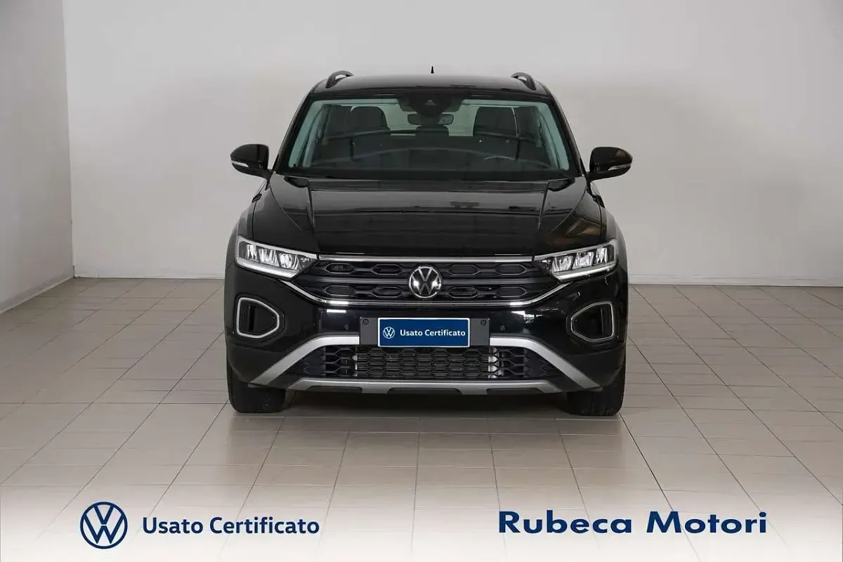 Usata VW T-Roc Life 116 CV (85 kW) 2025 Nero SUV