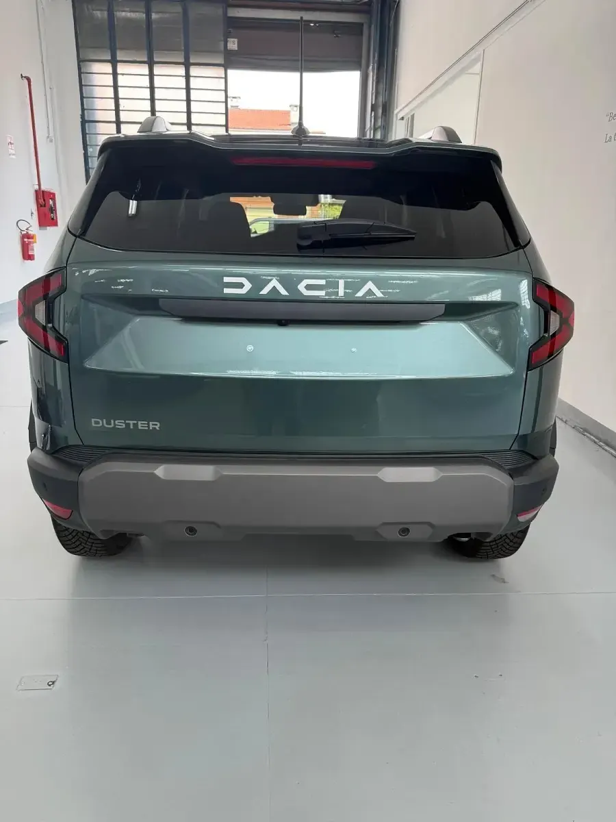 Usata Dacia Duster Expression 130 CV (95 kW) 2025 Verde SUV