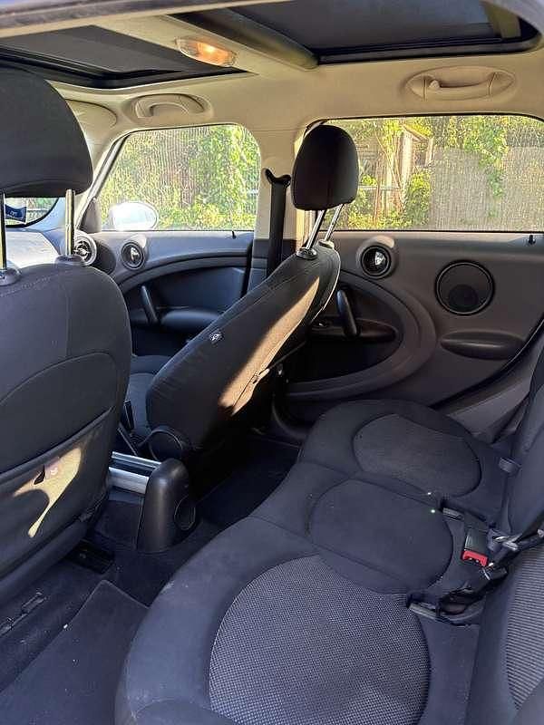 Usata Mini Cooper D 111 CV (81 kW) 2011 Utilitaria