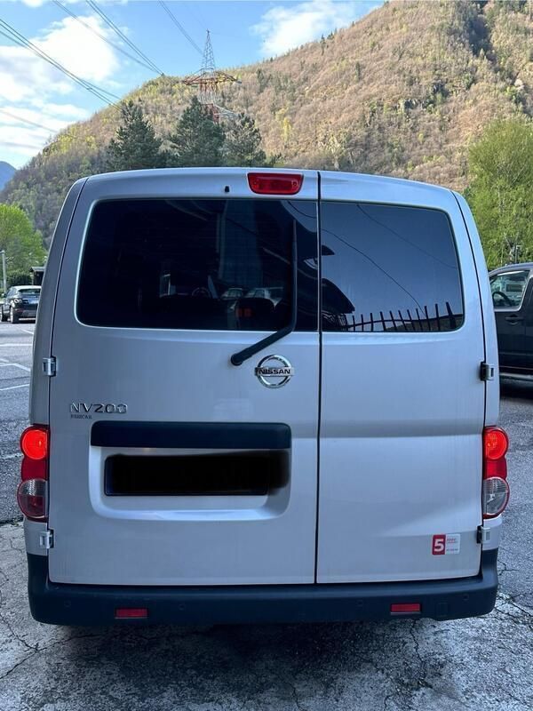 Usata Nissan NV200 110 CV (80 kW) 2018 Argento Monovolume