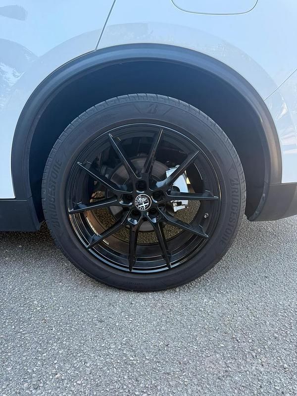 Usata Alfa Romeo Stelvio Executive 210 CV (154 kW) 2018 Nero SUV