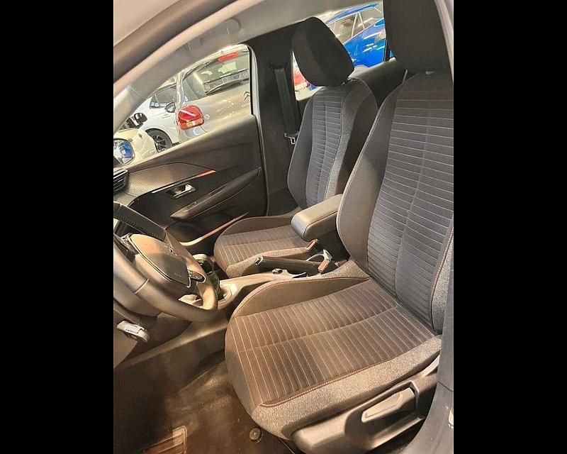 Usata Peugeot 208 Active 75 CV (55 kW) 2023 Bianco Utilitaria