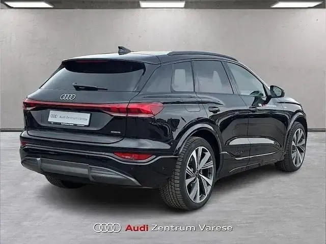 Usata Audi Q6 e-tron S-Line 284 kW (387 CV) 2025 Nero mythos SUV